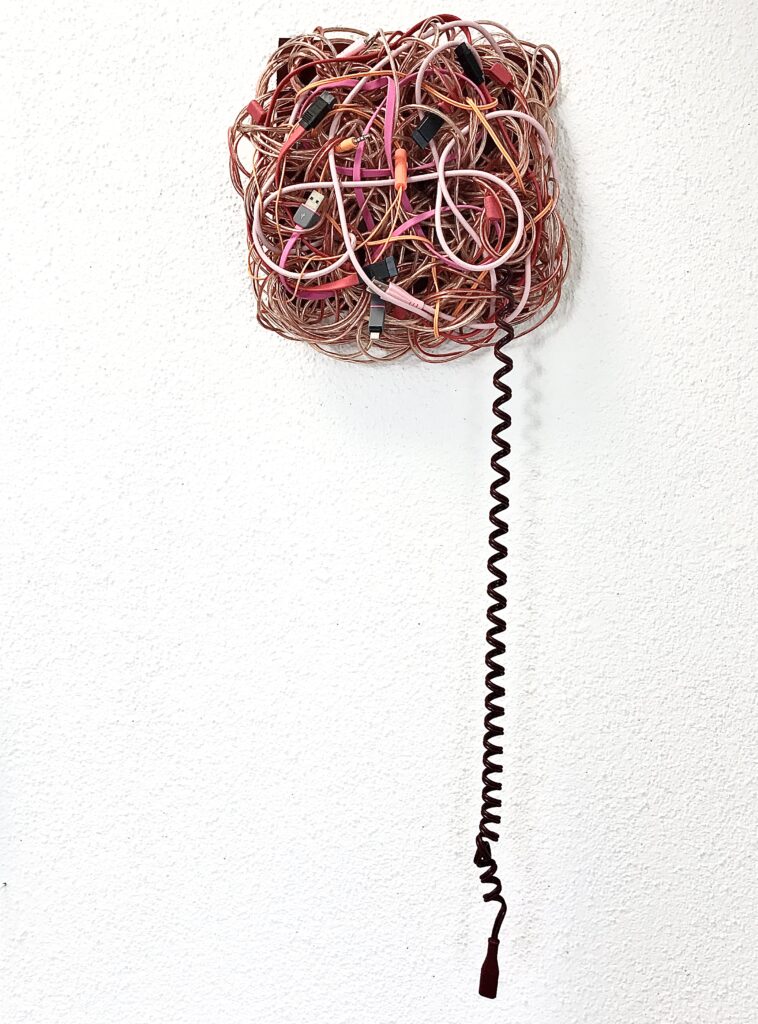 Only for Girls - 2020 - Cables, wood - 25x26x06 cm